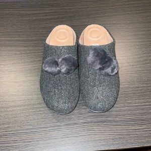 Fitflop chrissie pom pom slippers pewter grey. Size 7